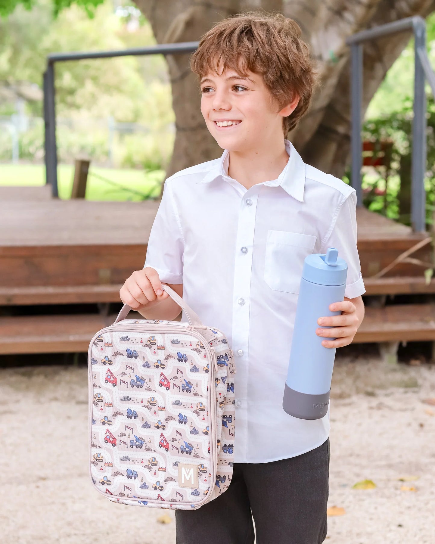 MontiiCo L - Construction