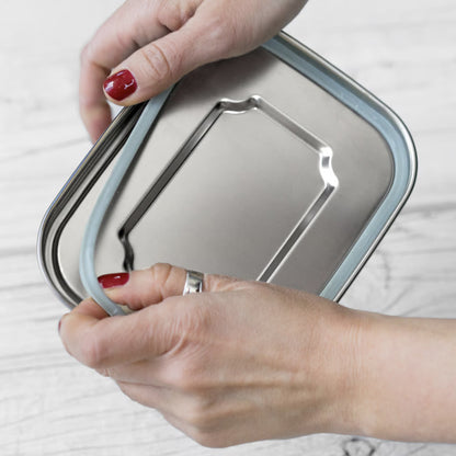 Lekkabox Safe 800 ml - rozsdamentes uzsonnásdoboz 2 szilikon formával